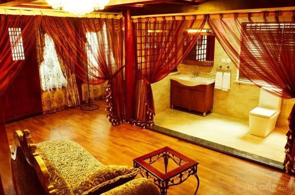 ホテルLijiang Overseas Club エクステリア 写真